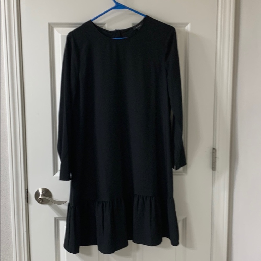 Halogen Black Dress size XS. Dress up or down!